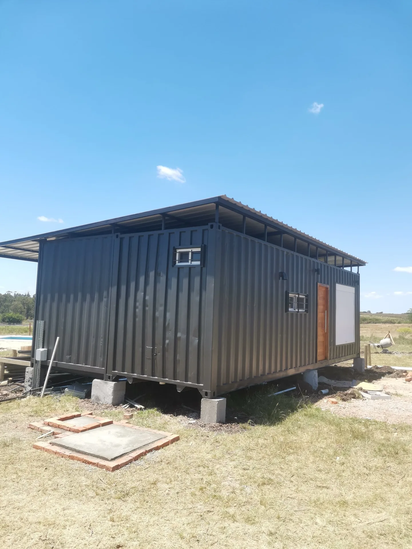 Espacio Barbacoa 40 m² — contenedor habitable en Uruguay