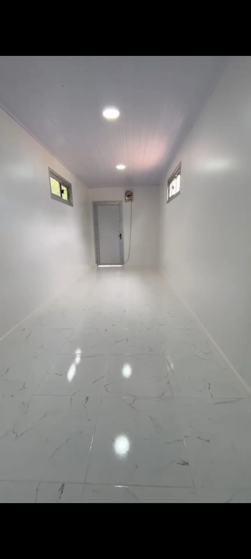 Vestuario Multiuso — imagen 2