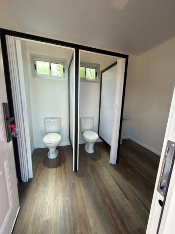 Trabajo realizado: VESTUARIOS SOLO BAÑOS