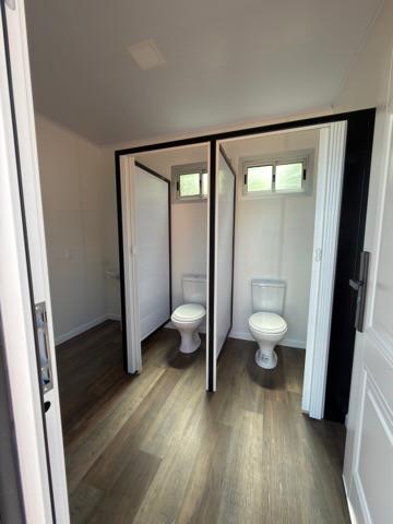 Imagen del trabajo VESTUARIOS SOLO BAÑOS