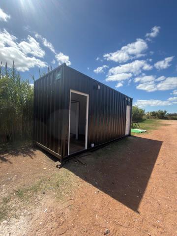 Imagen del trabajo VESTUARIOS SOLO BAÑOS